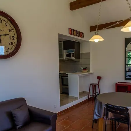 Dom wakacyjny Maison Avec Jardin 1 *