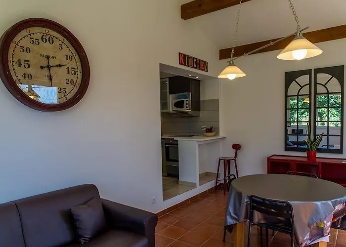 Дом отдыха Maison Avec Jardin 1 *